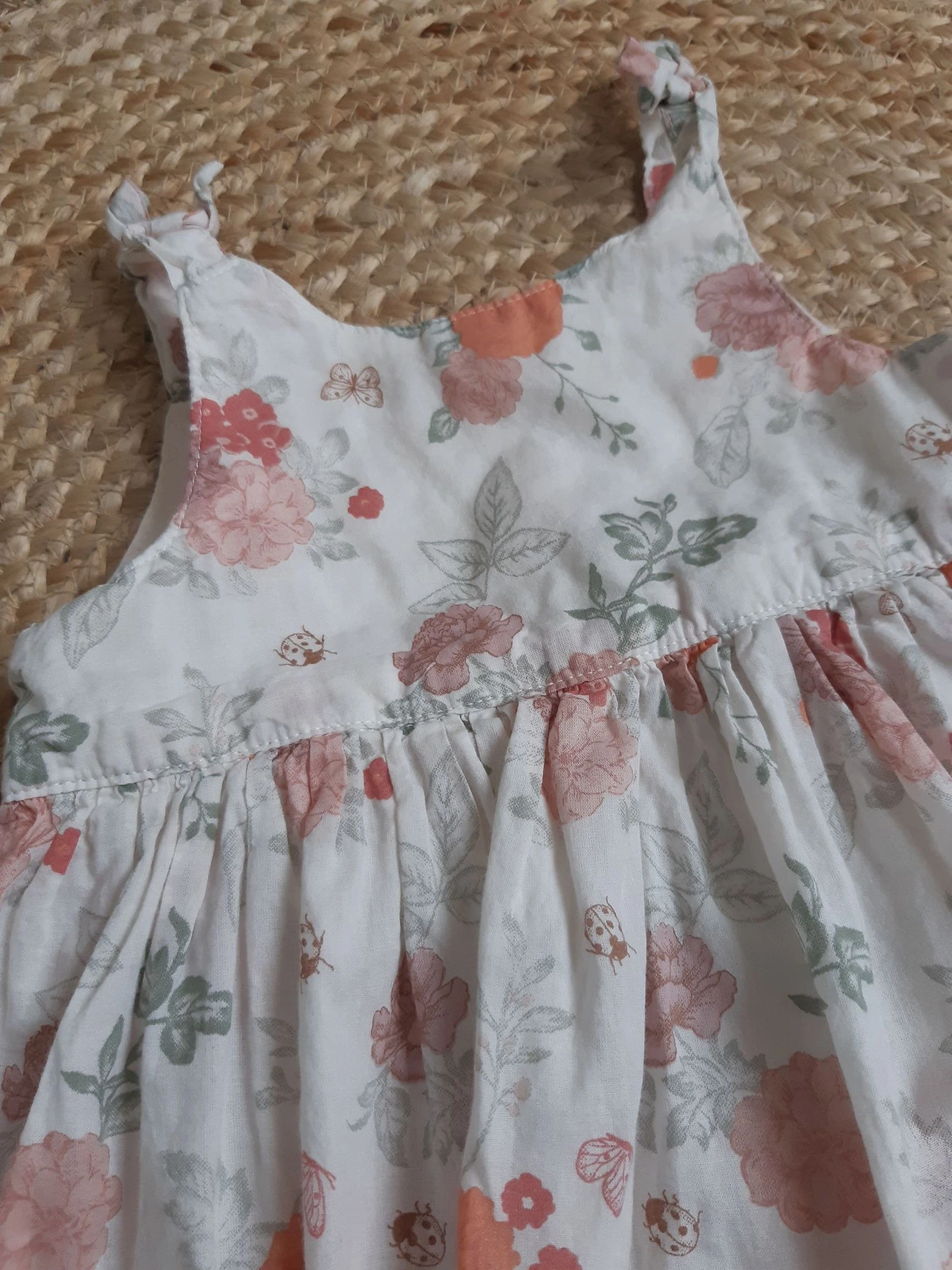 Vestido de flores H&M de 86 cm – photo 2
